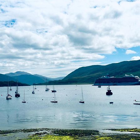 The Ferry Boat Inn Ullapool Esterno foto